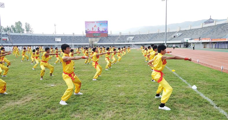 鸡公山少林武术学校正确疏导孩子厌学情绪